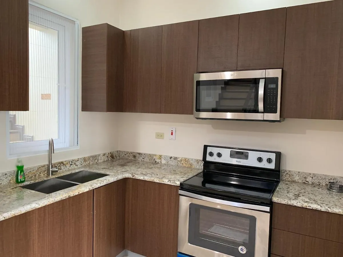 Apartment Norbrook Suites Kingston