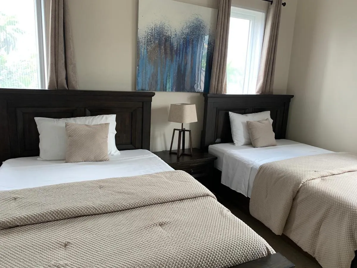 Norbrook Suites Kingston 0*,