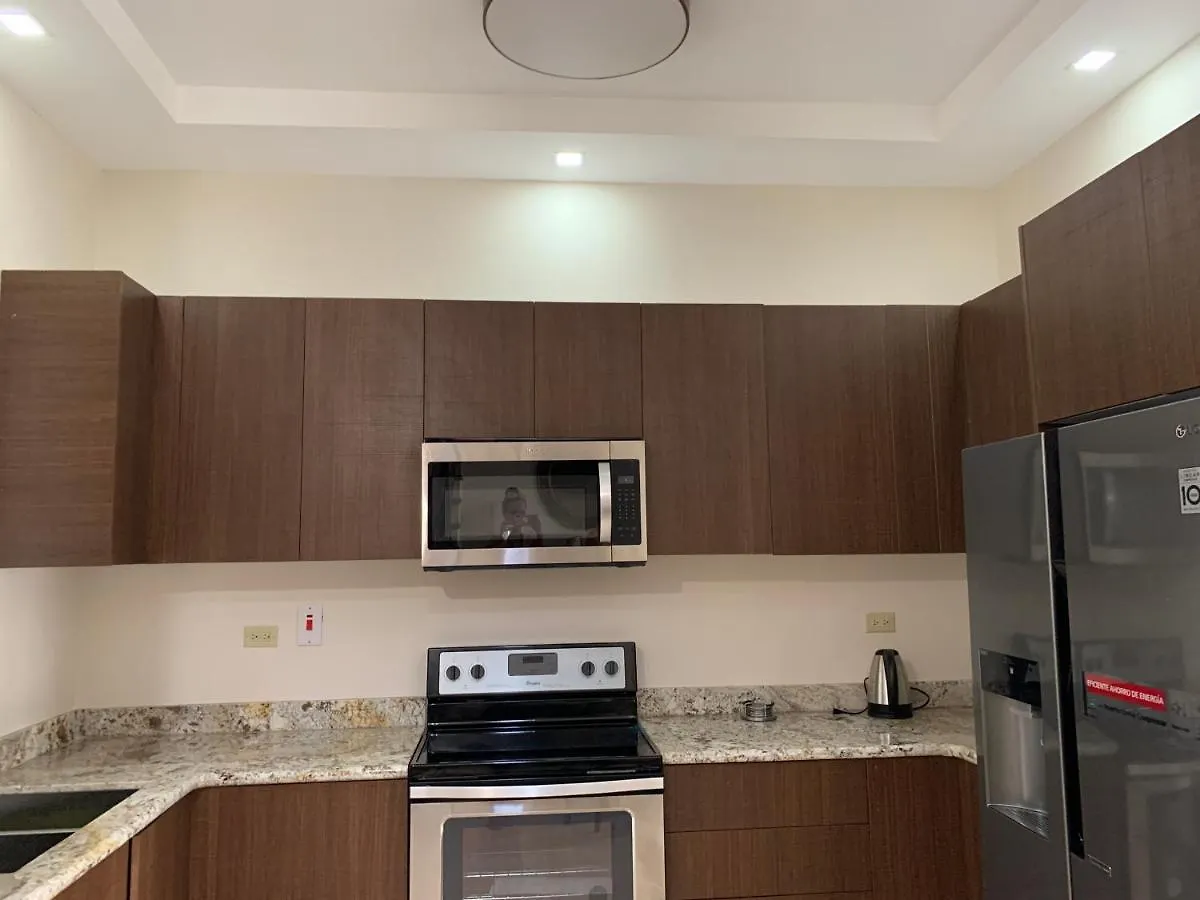 Apartment Norbrook Suites Kingston