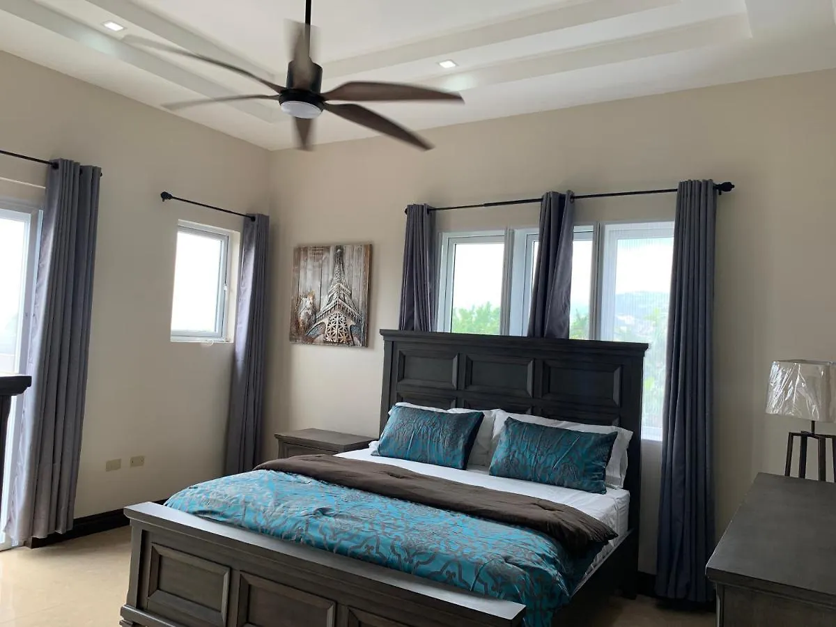 Apartment Norbrook Suites Kingston